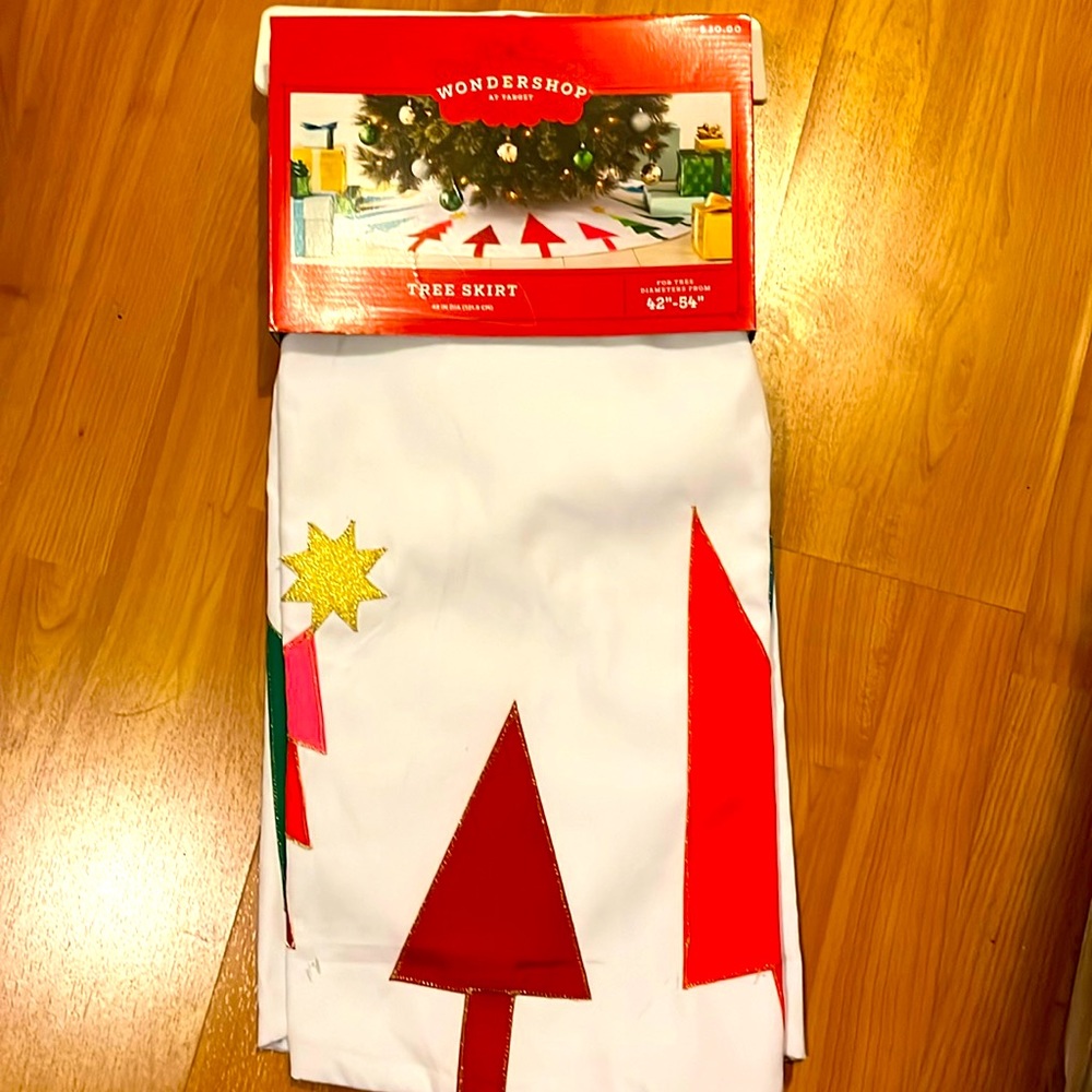 Large Christmas Tree Skirt Brand New With Tags
